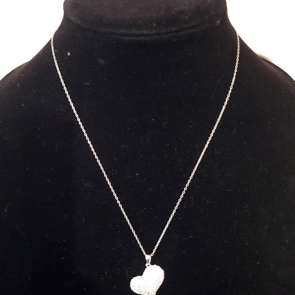 Dk 925 sterling heart with beautiful czs - Picture 1 of 15